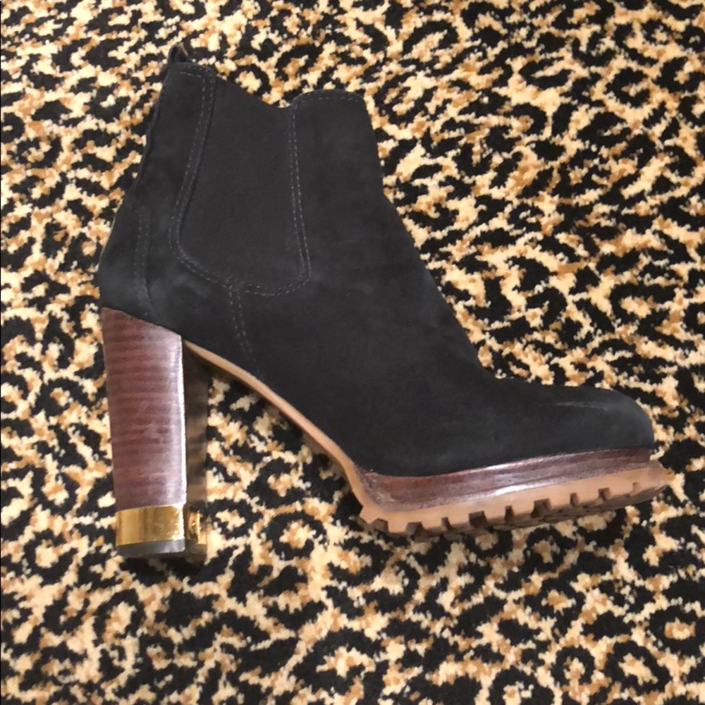 Black suede Tory Burch boots